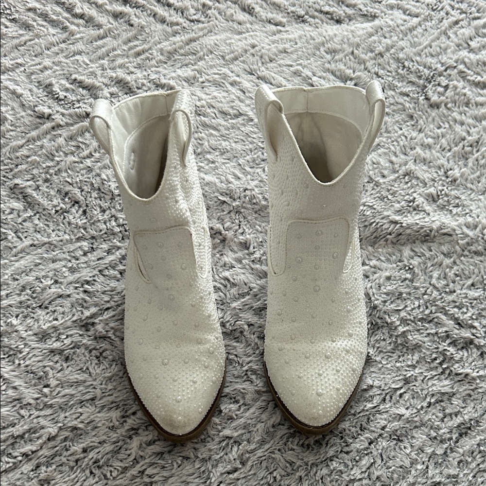 Amazon White Women's Ankle Boots